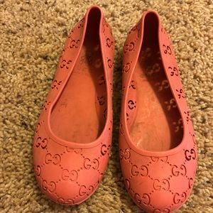 Gucci flats